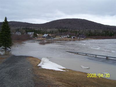 St-Joseph, Rivière – Verte overflowing over road