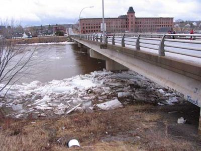 Ice jam under bridge