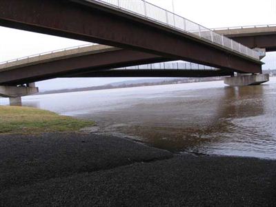 Sous le pont de la rue Westmorland