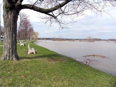 Inondation le long de Waterloo Row